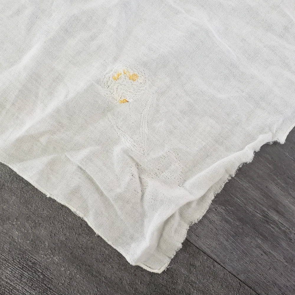 White Embroidered Floral Vintage Hankerchief